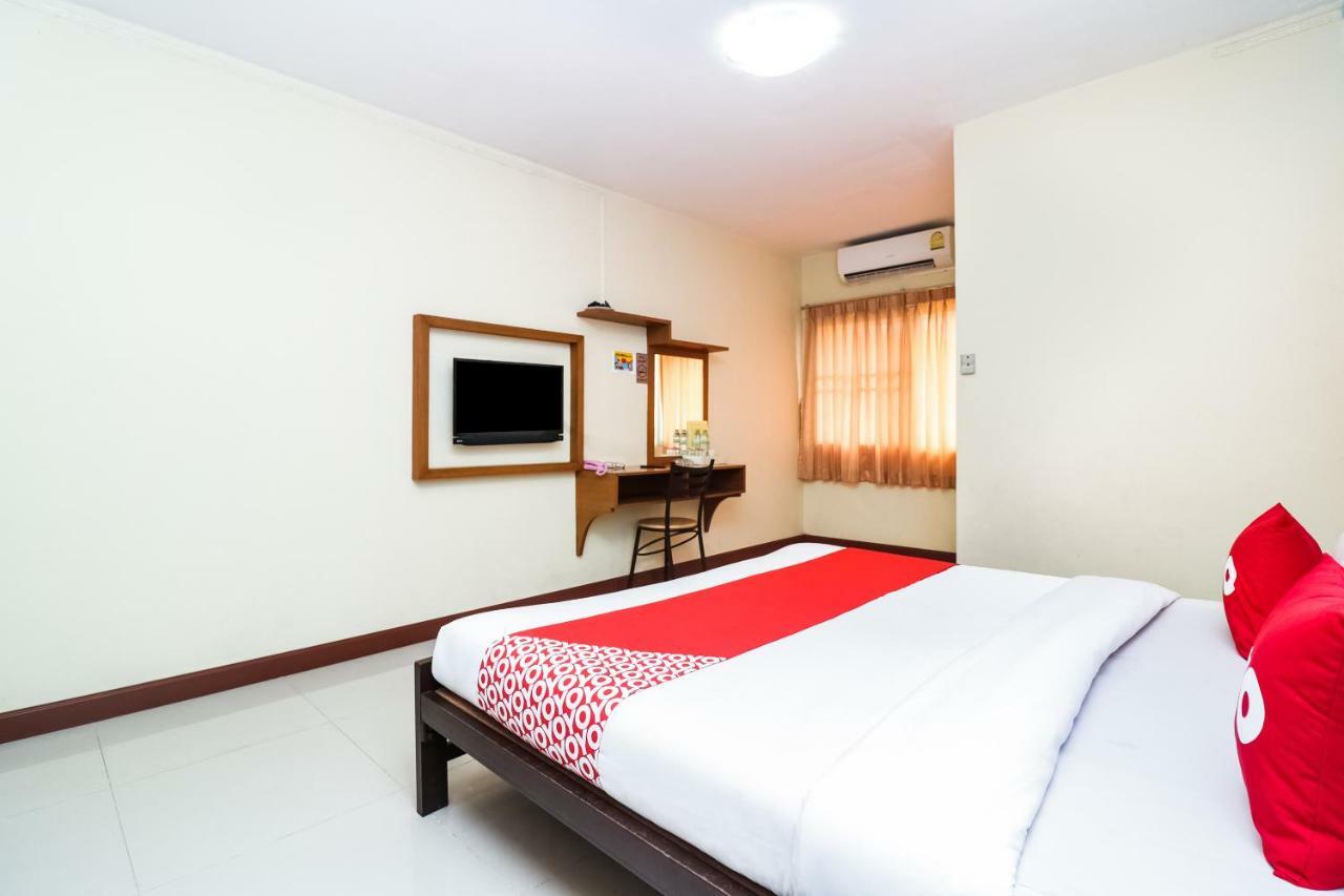 Oyo 237 Thitikorn Grandview Hotel Ban Pak Khlong Si Exterior photo